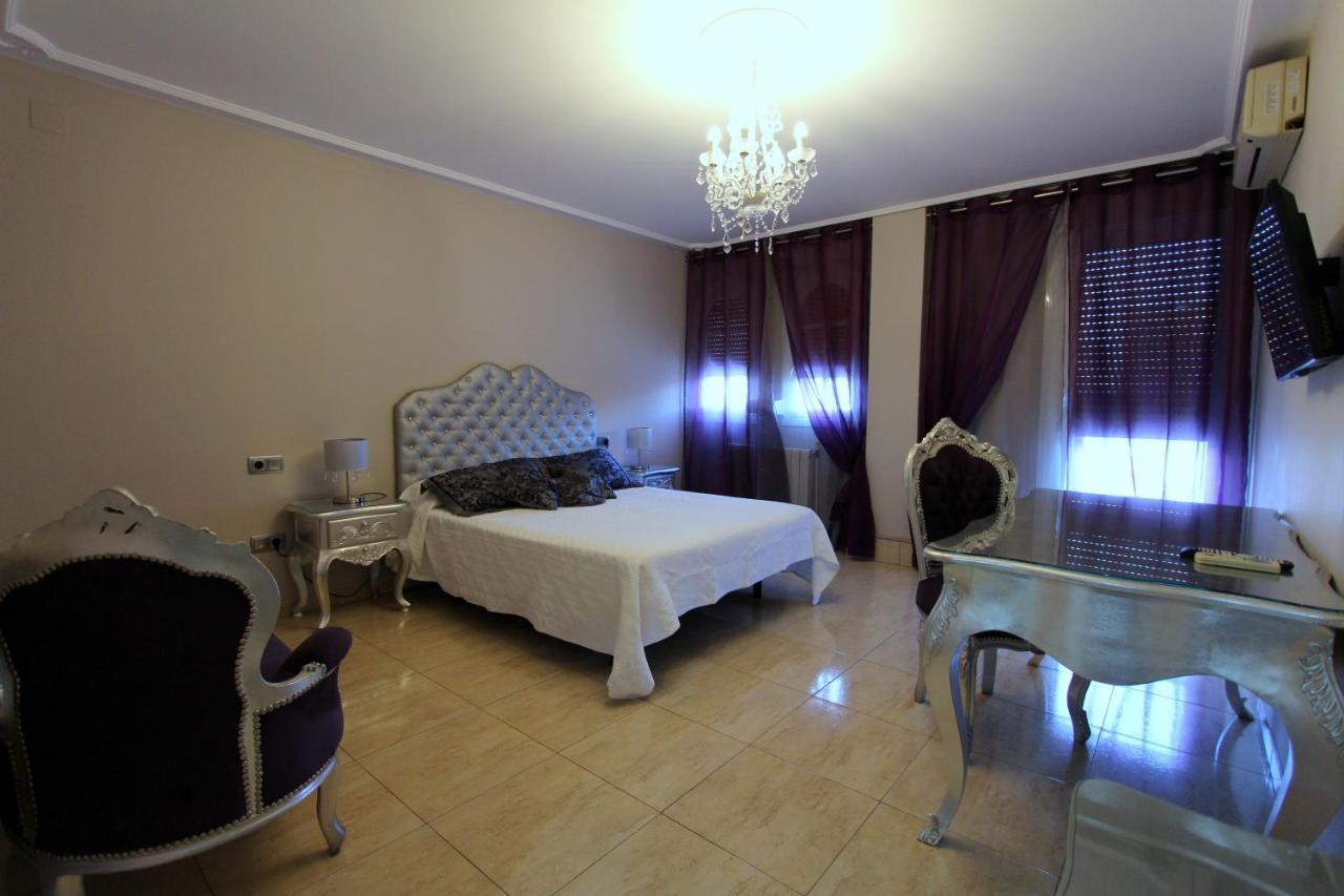 Hostal Mont Royal Alicante Eksteriør billede