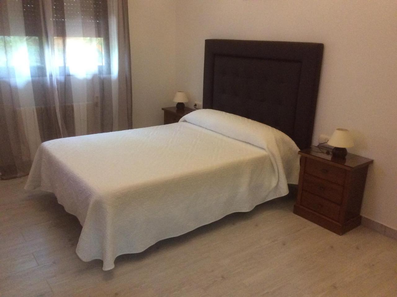 Hostal Mont Royal Alicante Eksteriør billede
